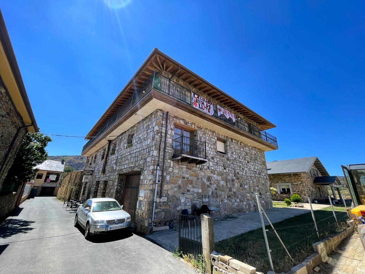 La Guarida De La Lleira Hotel Ferreras de Arriba ภายนอก รูปภาพ