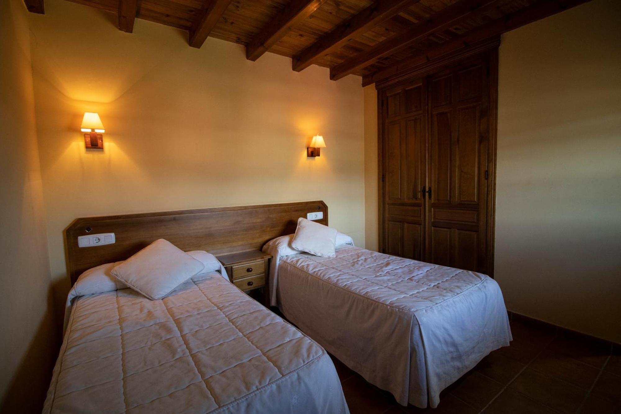 La Guarida De La Lleira Hotel Ferreras de Arriba ภายนอก รูปภาพ