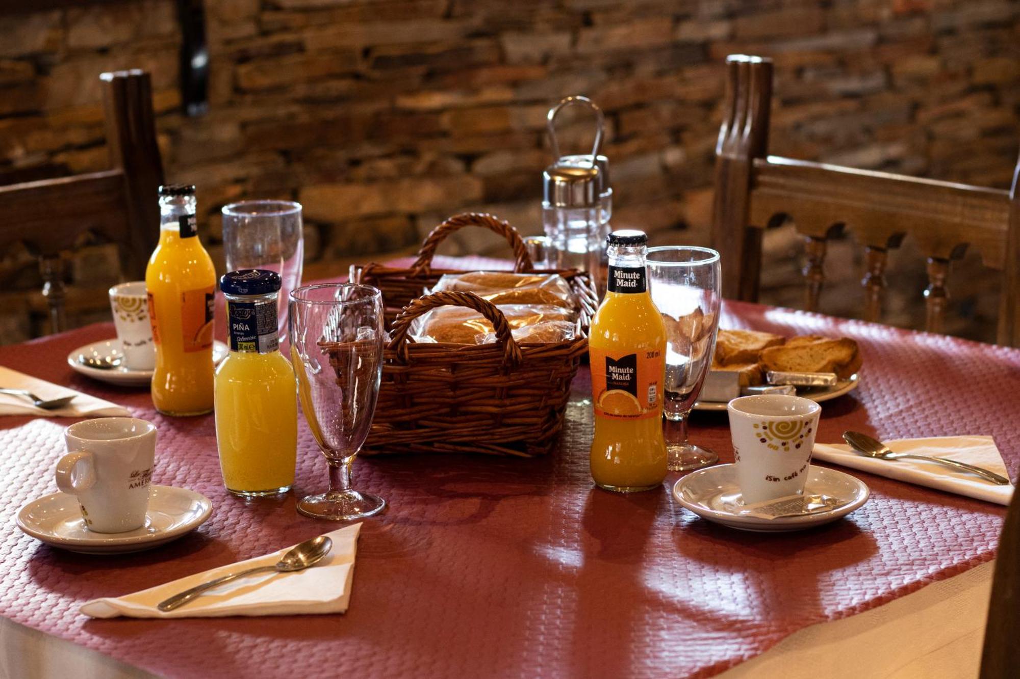 La Guarida De La Lleira Hotel Ferreras de Arriba ภายนอก รูปภาพ